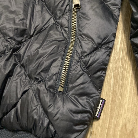 Patagonia | Prow Down Bomber Jacket - Women’s Small - Picture 5 of 7